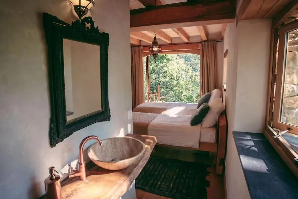 Private Estate With 3 Lake Houses, Sauna & Hot-Tub Castelnau-de-Mandailles 0*,  France