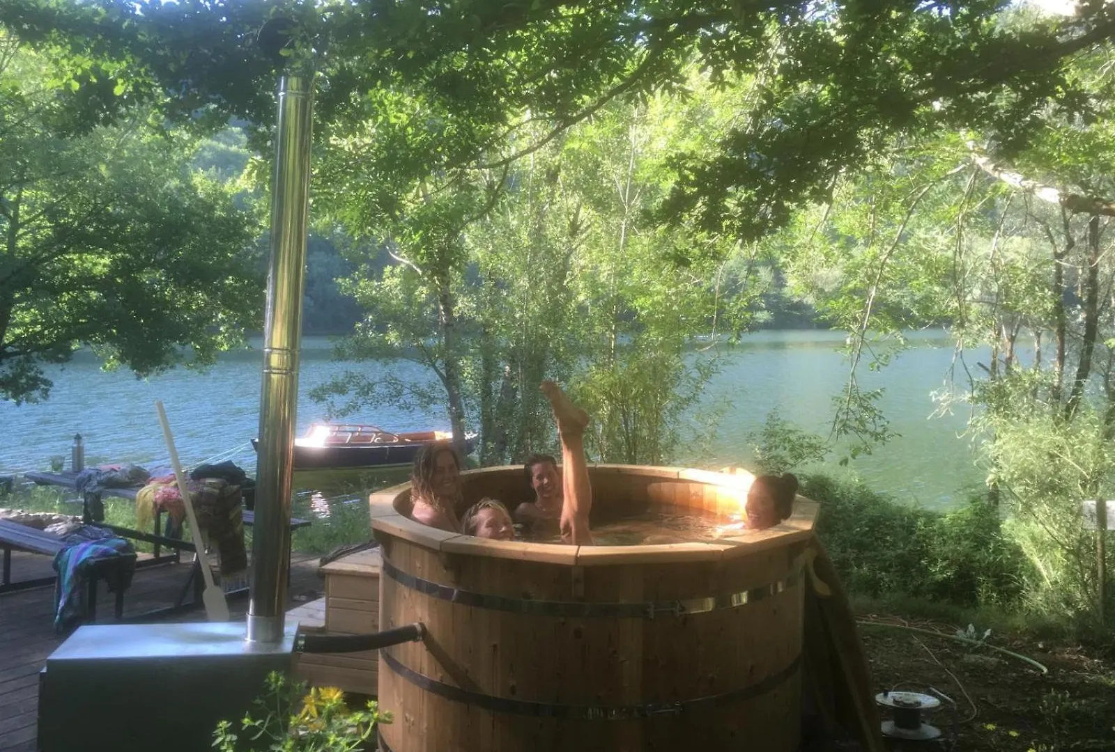 Holiday home Private Estate With 3 Lake Houses, Sauna & Hot-Tub Castelnau-de-Mandailles