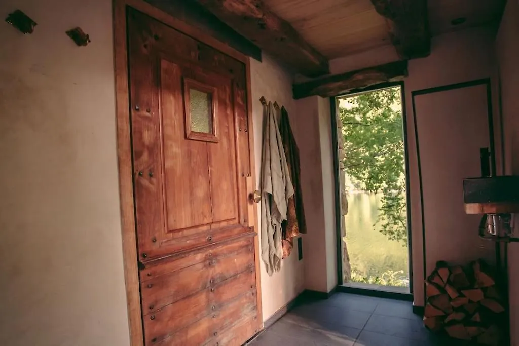 Private Estate With 3 Lake Houses, Sauna & Hot-Tub Castelnau-de-Mandailles 0*,  France